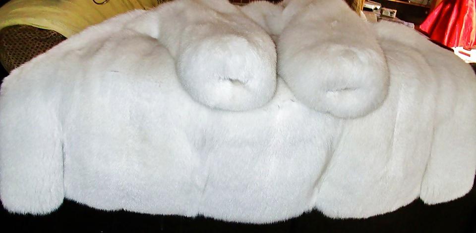 4P Super white fox fur coats