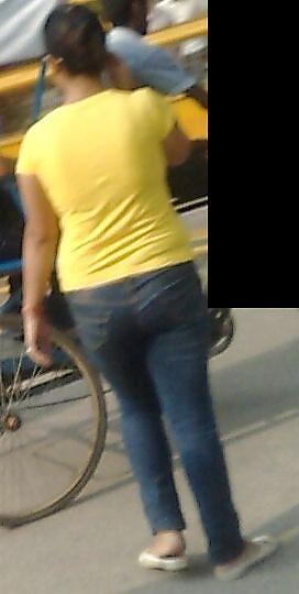 25P Indian girls street candid part 2