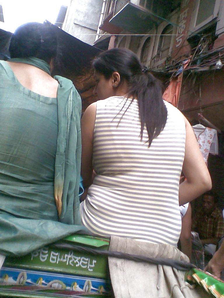 25P Indian girls street candid part 2