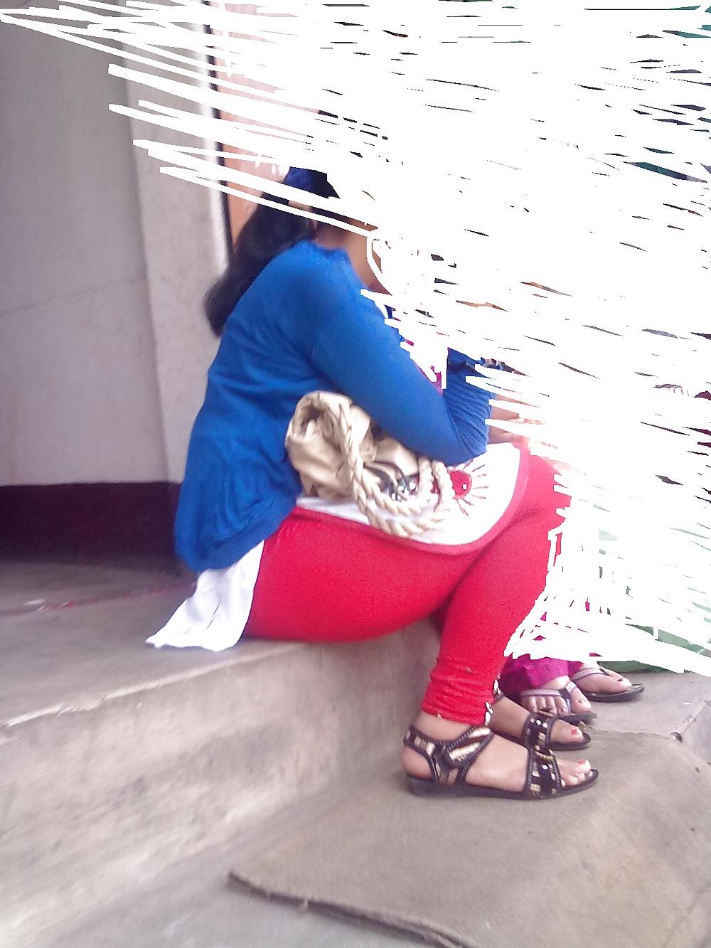25P Indian girls street candid part 2