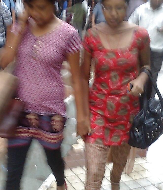 25P Indian girls street candid part 2