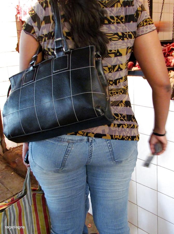 25P Indian girls street candid part 2