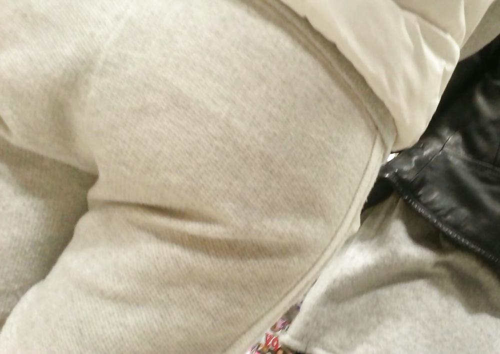 23P Spy sexy ass in supermarket romanian