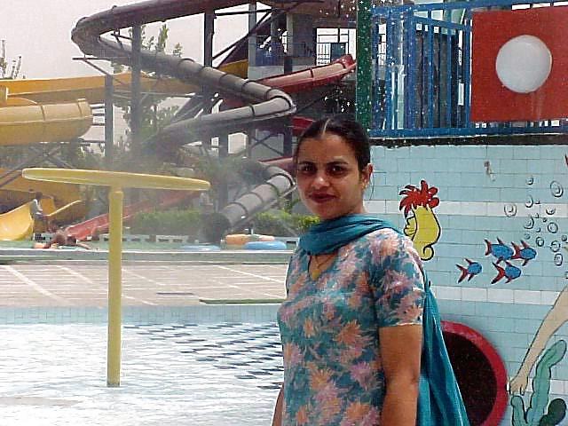 24P Indian  Punjabi  couple