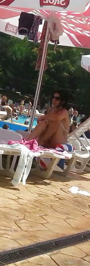 20P Spy sexy old + young in pool romanian