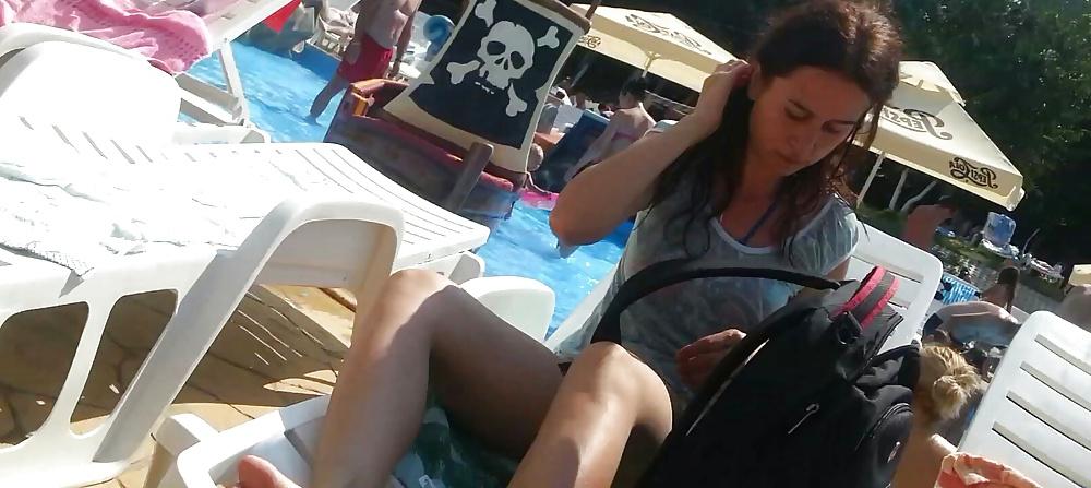 20P Spy sexy old + young in pool romanian