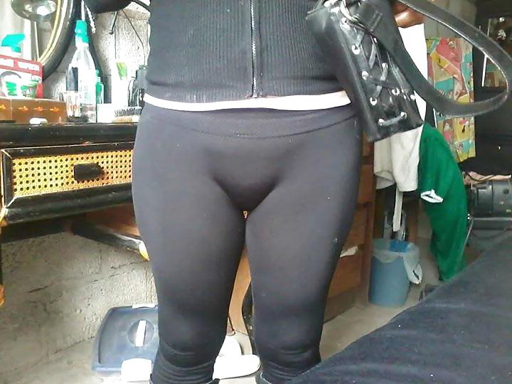 6P Cameltoe And Leggings