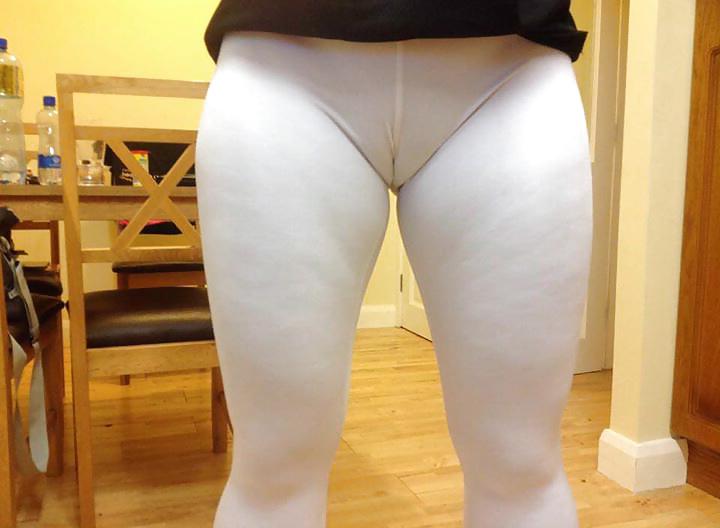 6P Cameltoe And Leggings
