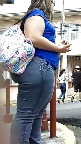 25P Nalgonas de la calle