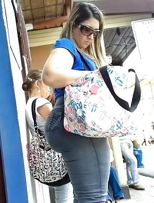 25P Nalgonas de la calle