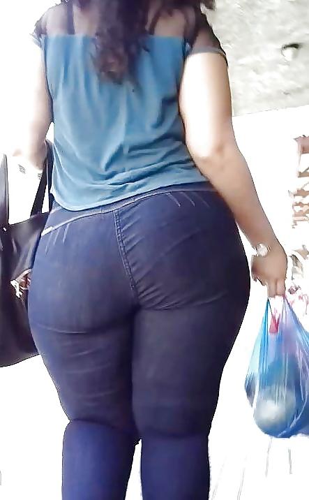 25P Nalgonas de la calle