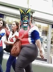 25P Nalgonas de la calle