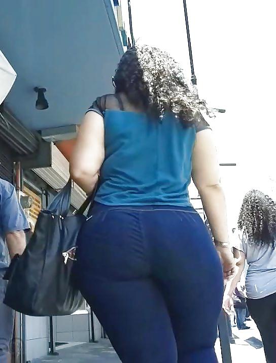 25P Nalgonas de la calle