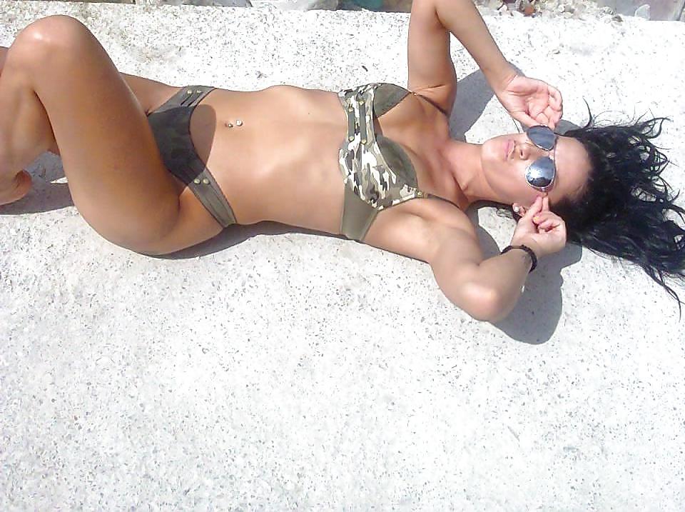 25P Najveca drolja u gradu Adna - Biggest slut in my town Adna