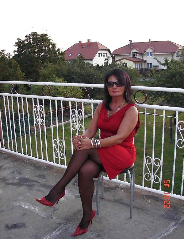 25P Big tits Hooker Milf