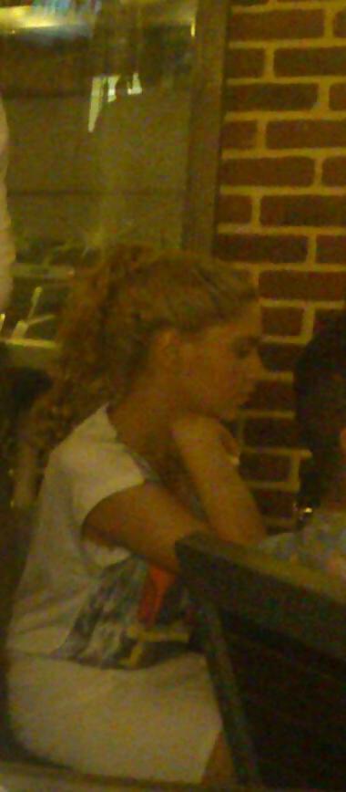 25P Spy sexy old + young in restaurant romanian