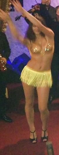 25P Spy sexy old + young in restaurant romanian