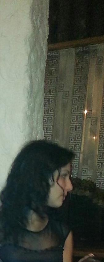 25P Spy sexy old + young in restaurant romanian