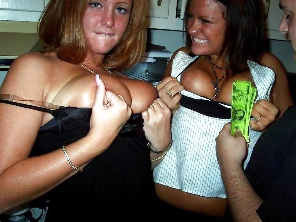 20P Show your tits 9.