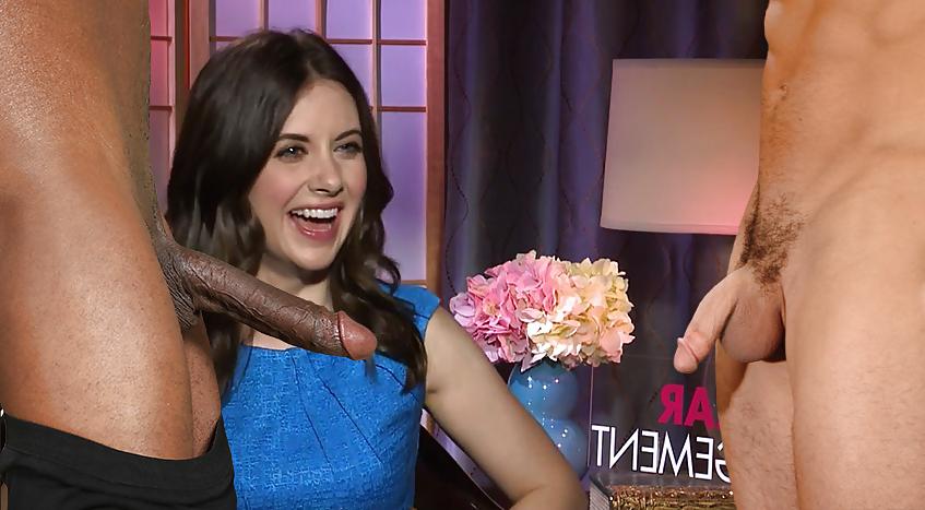 7P Alison Brie 2