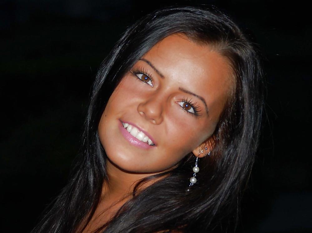 23P Roxana the perfect body