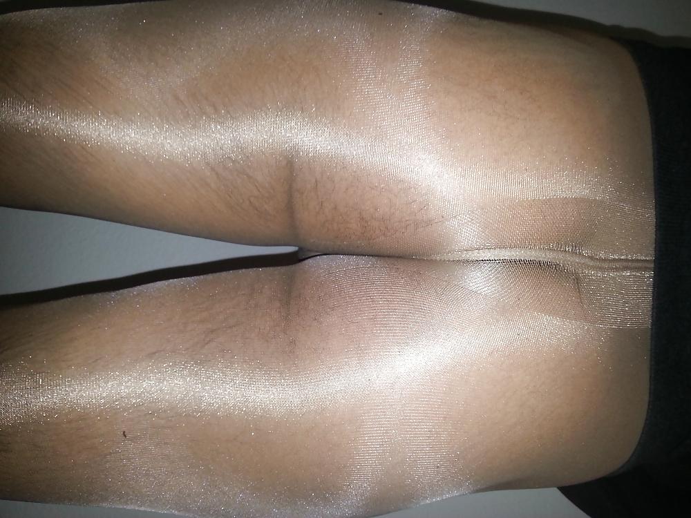 25P Shiny Pantyhose