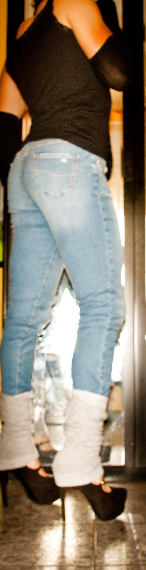 14P Jenas & High heels