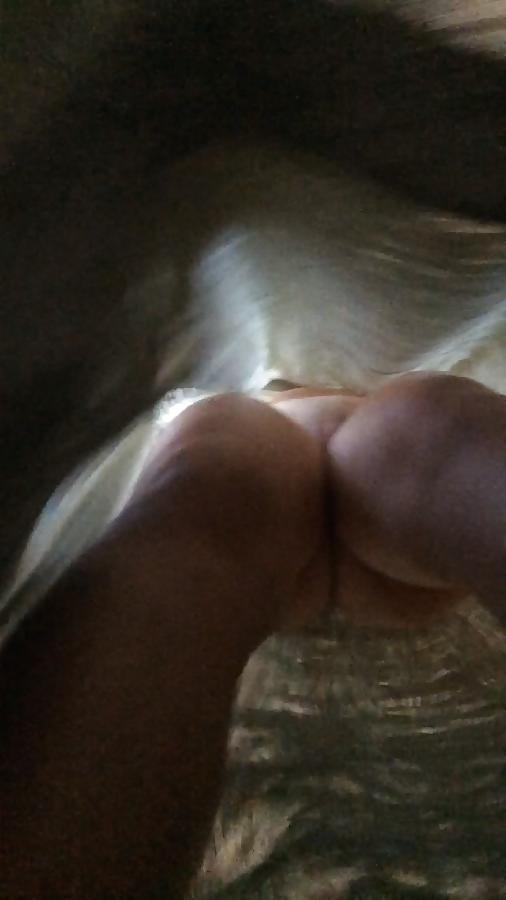 12P Frontal upskirt of girl going commando