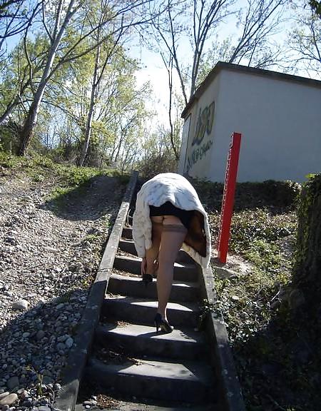 25P Upskirt du net 4 