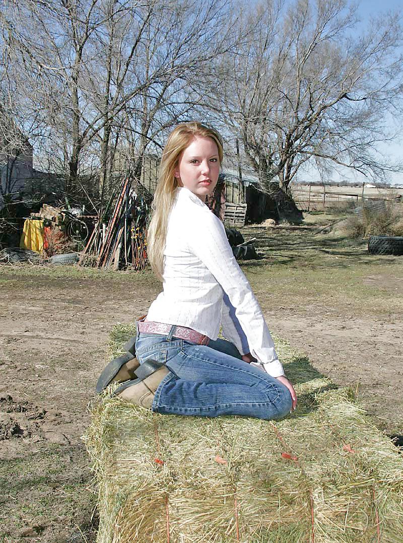 4P Country Kimmy Warm-up