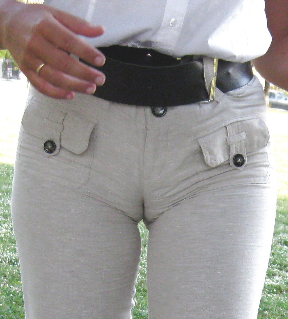 25P Cameltoe