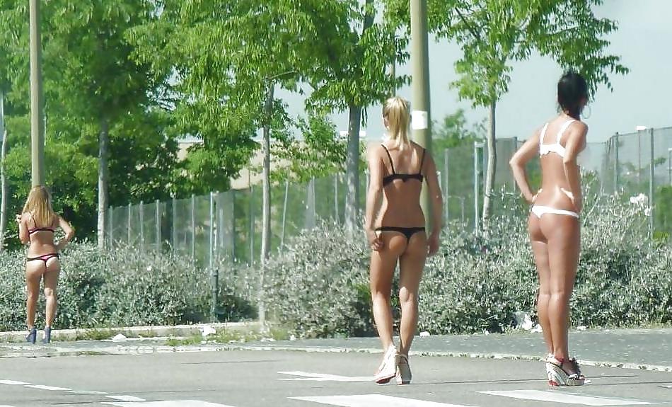 25P Puttane di strada - street hookers