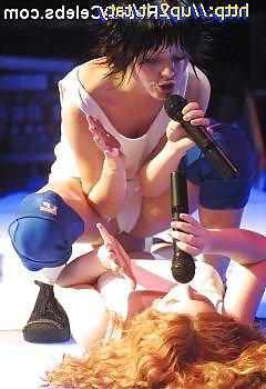 6P Tatu pussy show