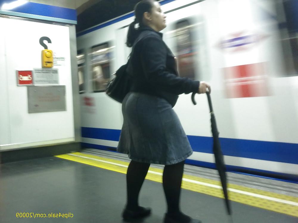 25P Candid asses from Spain