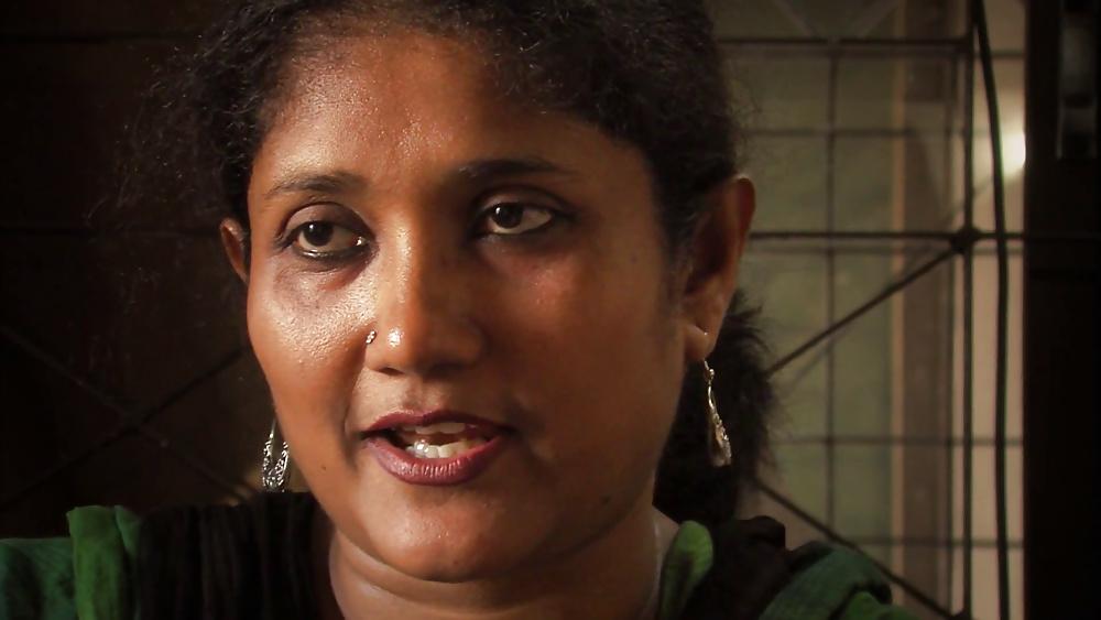 22P Cum all over Bangladeshi Milf Face 