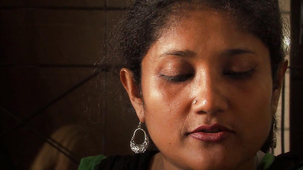 22P Cum all over Bangladeshi Milf Face 