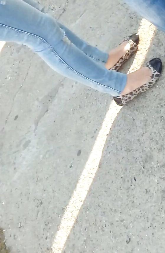 25P Spy sexy old + young feet and legs romanian