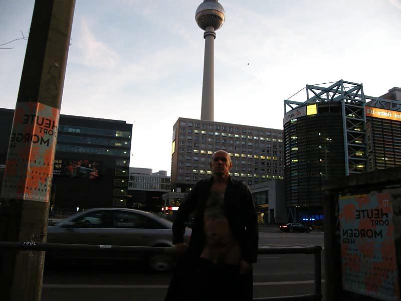 25P Berlin - fast ganz nackt - 05