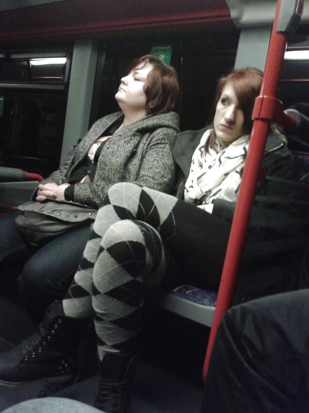 25P Amateur Legs