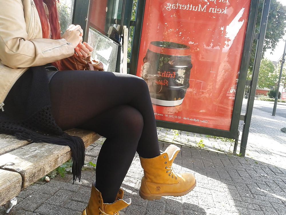 25P Amateur Legs