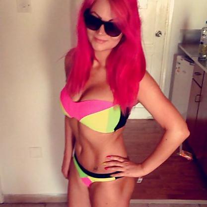 25P Slutty shop girls of scunny