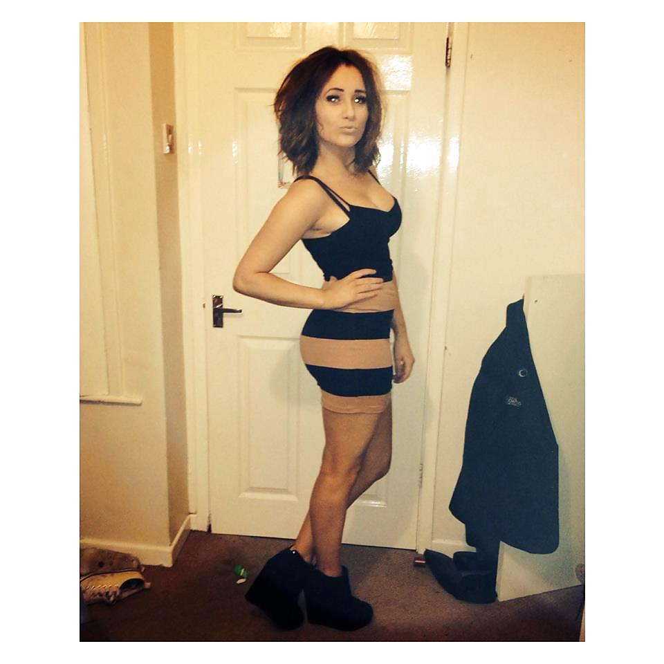 25P Slutty shop girls of scunny