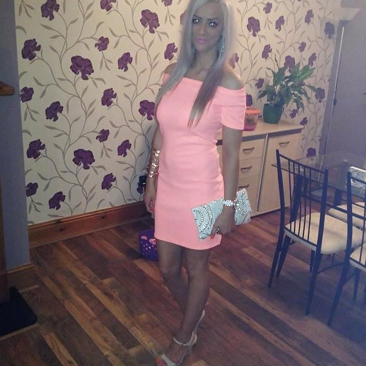 25P Slutty shop girls of scunny