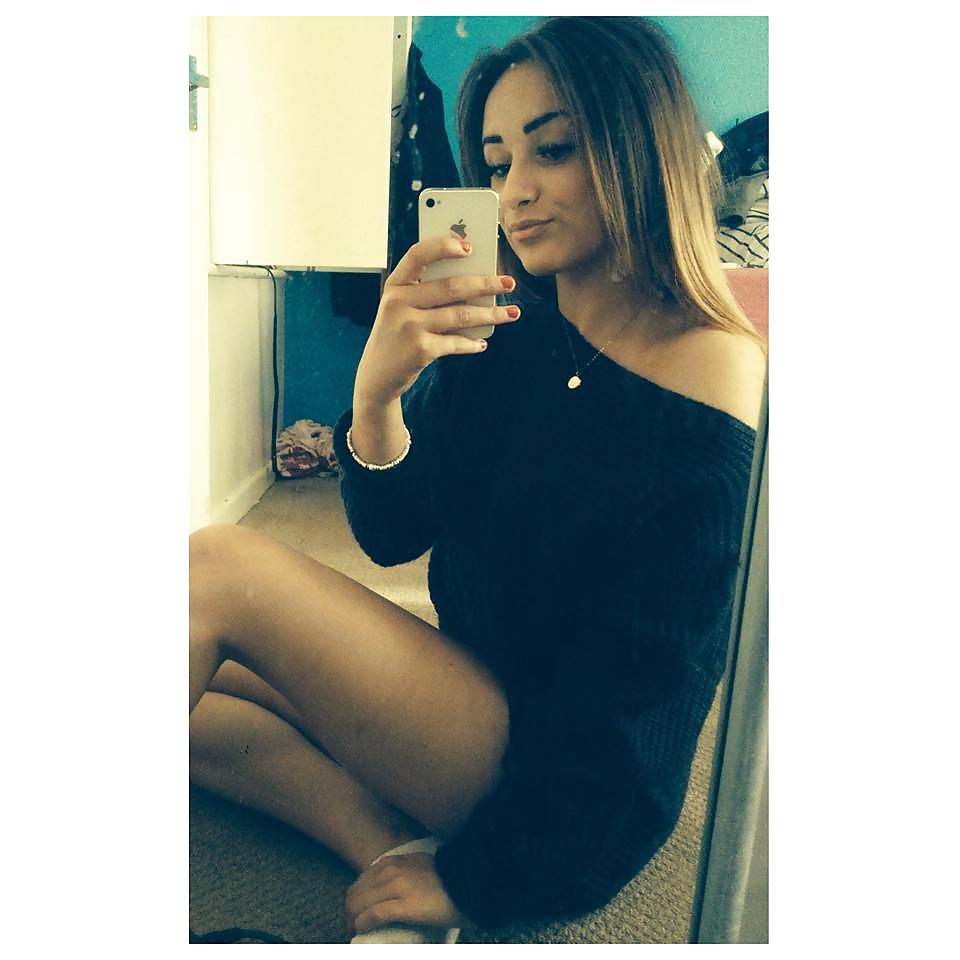 25P Slutty shop girls of scunny