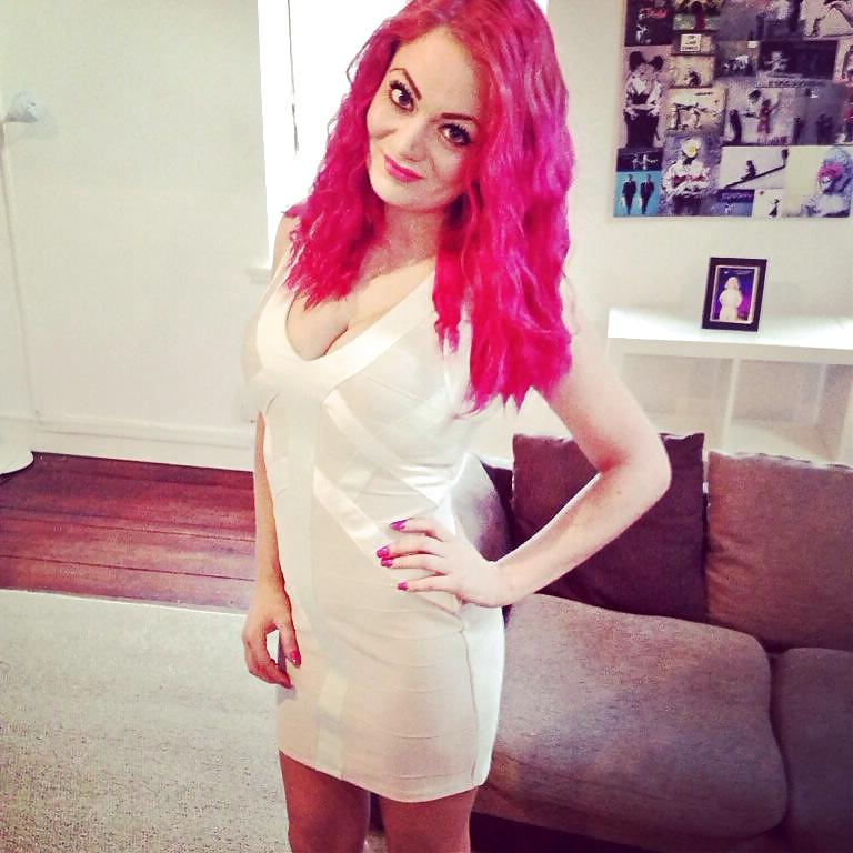 25P Slutty shop girls of scunny