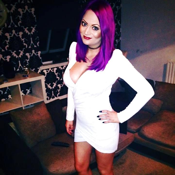 25P Slutty shop girls of scunny