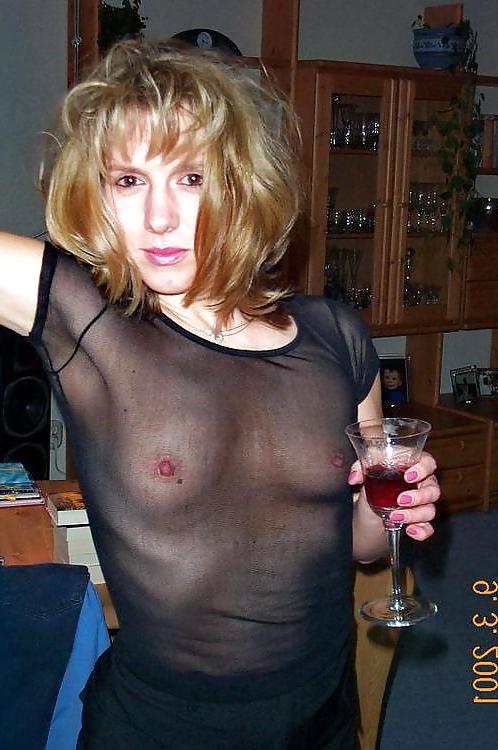 25P Lights, Camera, ALCOHOL..Shes posing nude