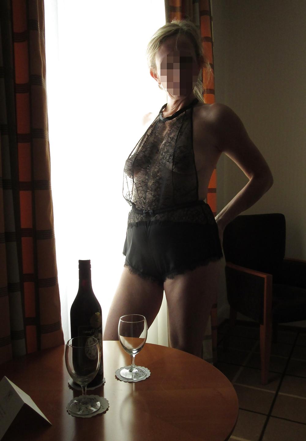 8P A l'hotel avant rencontre cpl