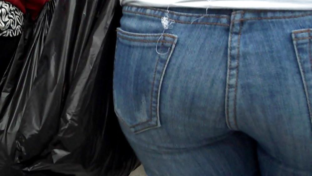 22P More butts more ass more jeans 