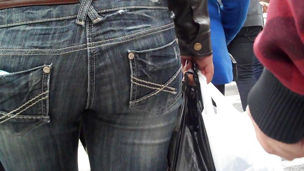 22P More butts more ass more jeans 